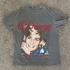 Gray Diana Graphic T-Shirt